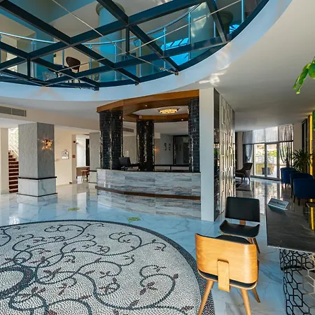 酒店 Tu Casa Gelidonya 4*