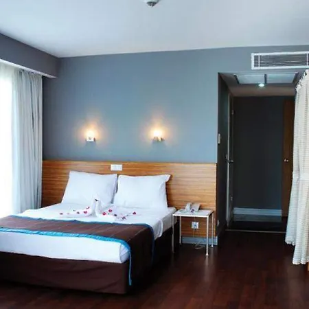 酒店 Tu Casa Gelidonya 4*