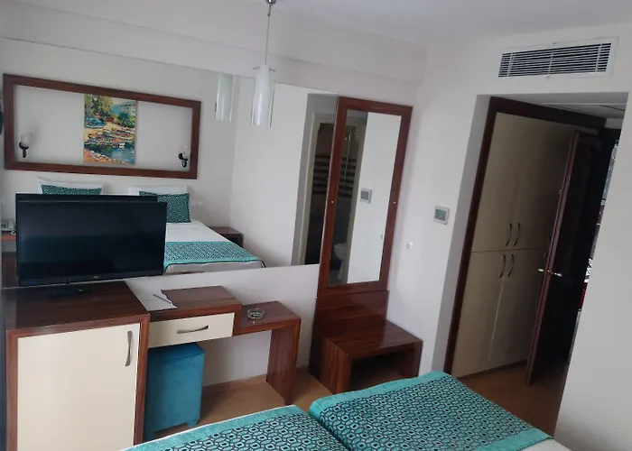 酒店 Tu Casa Gelidonya 4*